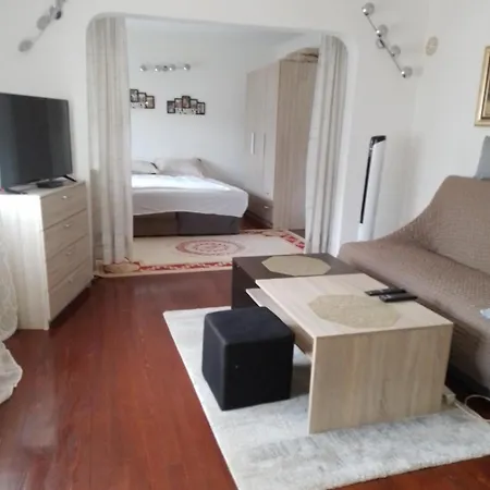 Edinhome * 塞拉耶佛